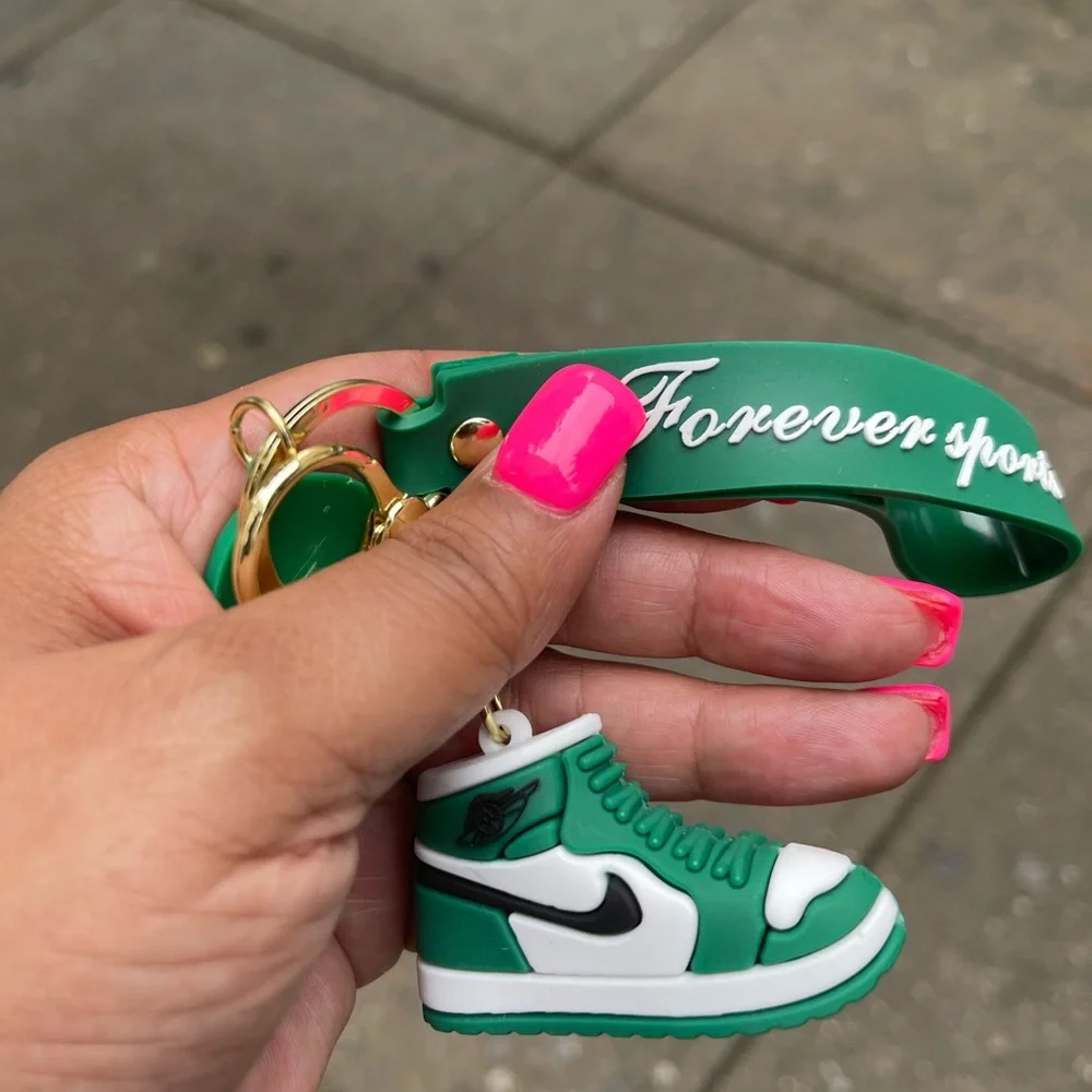 3 FOR $18! Retro Nike AF1 3D Keychain - Picture 5 of 6